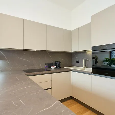 Luxury Design - 20 Minutes From Duomo-navigli Milano