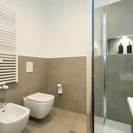 Luxury Design - 20 Minutes From Duomo-navigli Appartement Milaan
